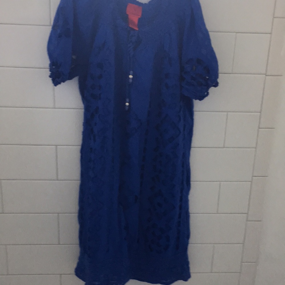V Cristina 100 % cotton blue eyelet dress